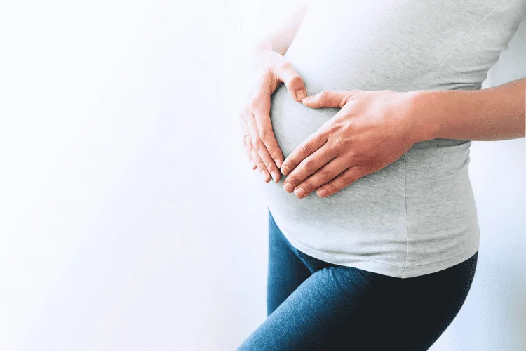 ¿Todas las mujeres embarazadas deben tomar suplementos de hierro?