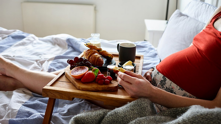 ¿Puede comer una mujer embarazada cangrejo?