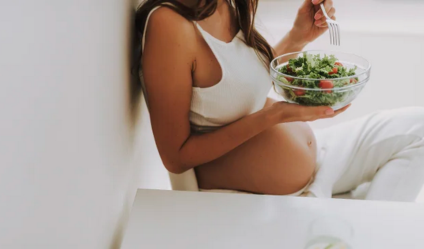 ¿Puede comer una mujer embarazada pavo?