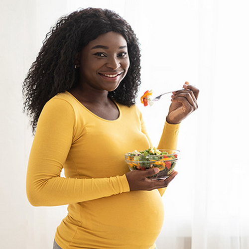 ¿Puede comer una mujer embarazada cangrejo?