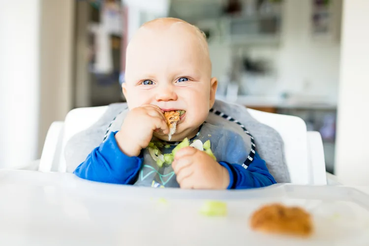 ¿A partir de cuantos meses puede un bebe comer algas marinas?